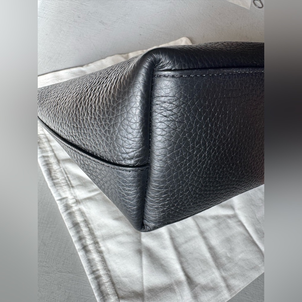 NEW Cuyana Mini System Tote in Black Pebbled Leather - Picture 9 of 12